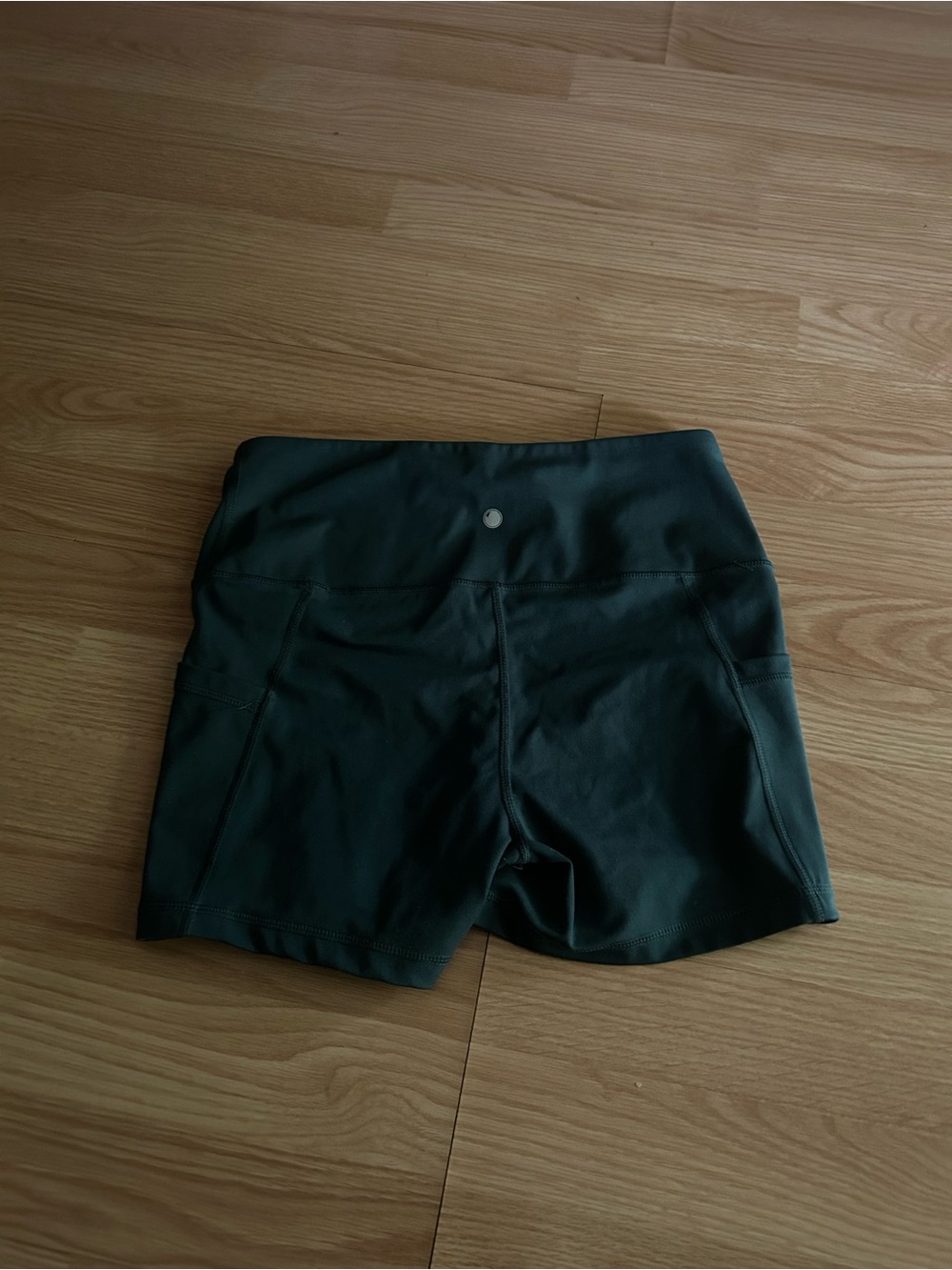 Yogalicious Dark Green Athletic Shorts Medium - Picture 7 of 7